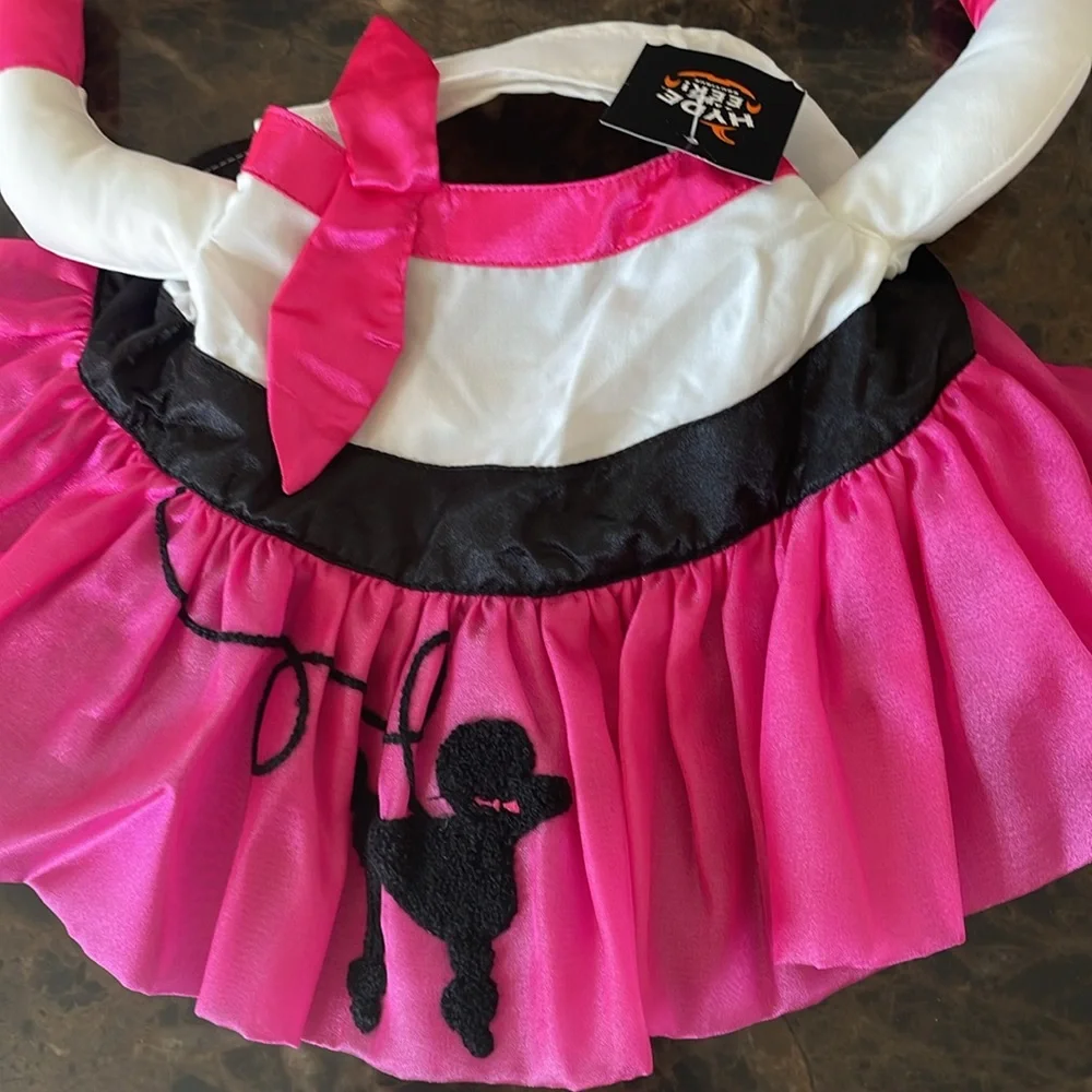 NEW! Cute Poodle Skirt Dog Halloween Costume Size Medium